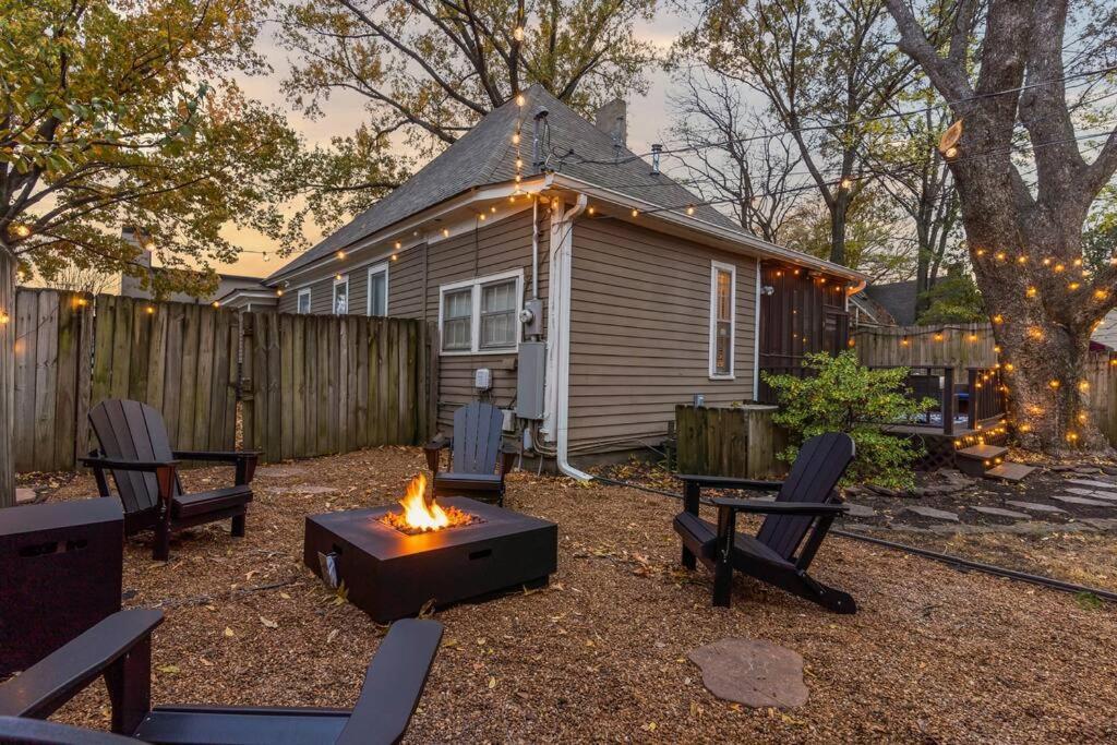 Large Historical Home W/ Fire Pit, Chef Kitchen. Memphis Esterno foto