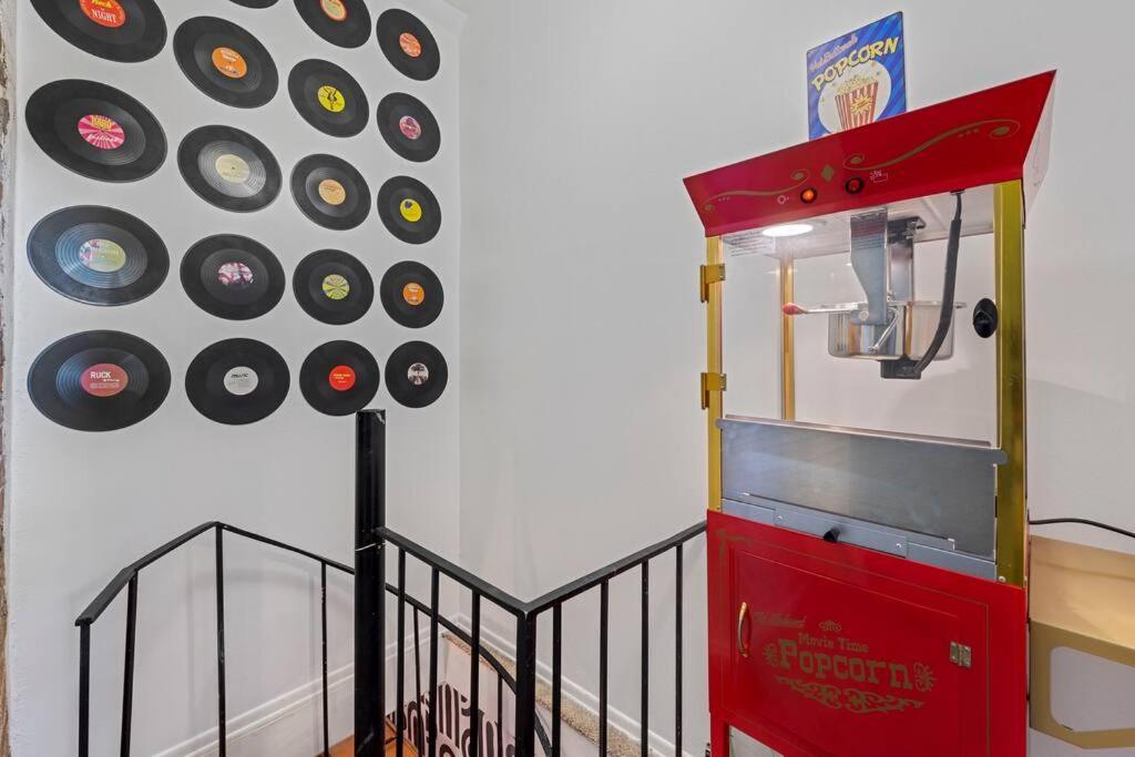 Large Historical Home W/ Fire Pit, Chef Kitchen. Memphis Esterno foto