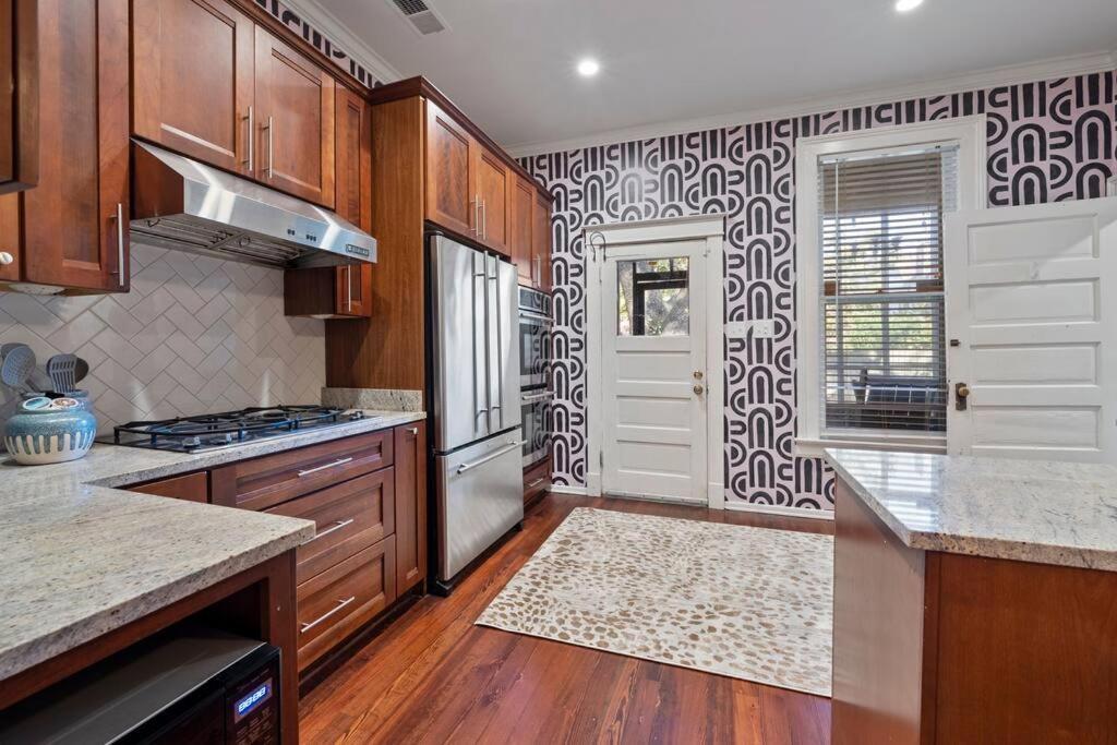 Large Historical Home W/ Fire Pit, Chef Kitchen. Memphis Esterno foto